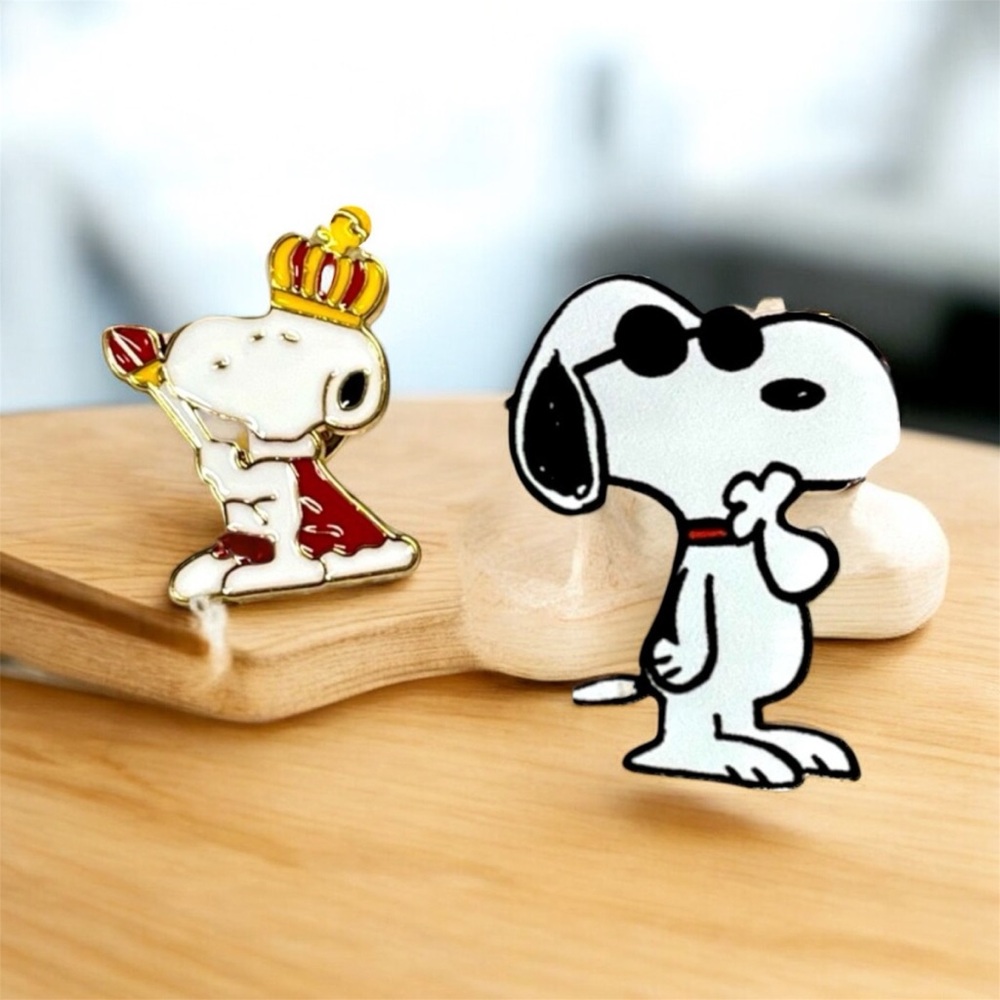 King Snoopy/plus bonus-enamel pin/brooch